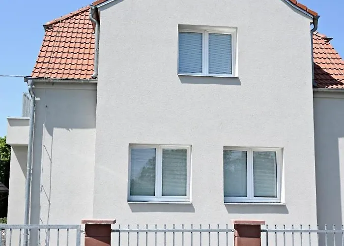 Bolevec Pro Rodiny S Detmi A Zviratky Apartment