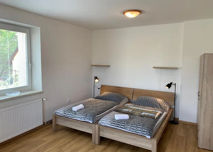 Bolevec Pro Rodiny S Detmi A Zviratky *